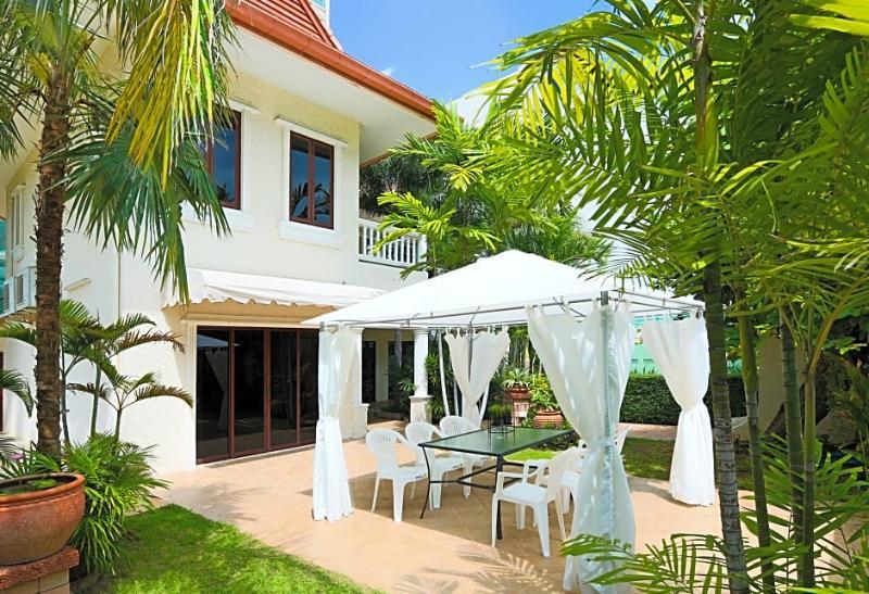 Sweet Villas Паттая Екстер'єр фото